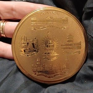Souvenir London Compact Vintage British Made